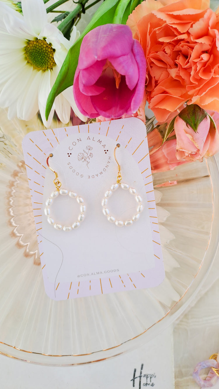 Pearl circle dangles