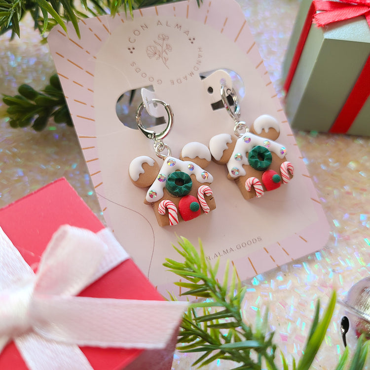 Gingerbread Mouse House Huggies
