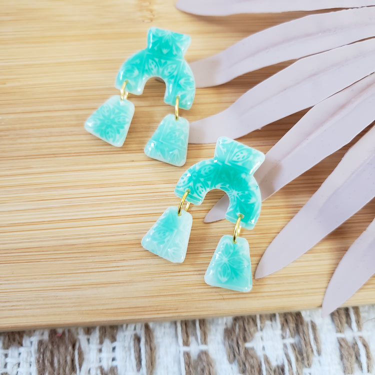 Bell Arch Dangles