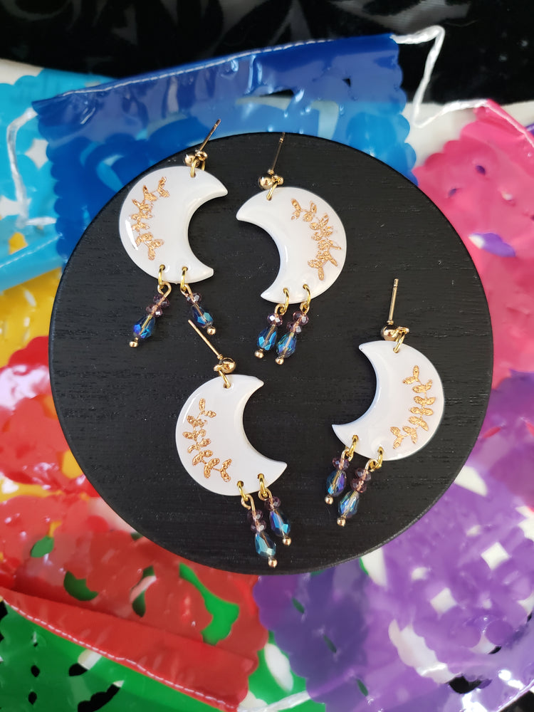 La Luna Dangles